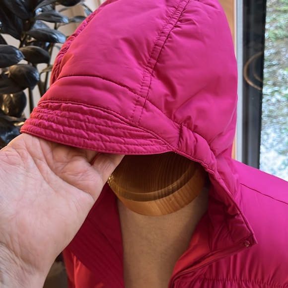 EUC Ralph Lauren pink puffer jacket 60% down 40% waterfowl insulation - Picture 3 of 13